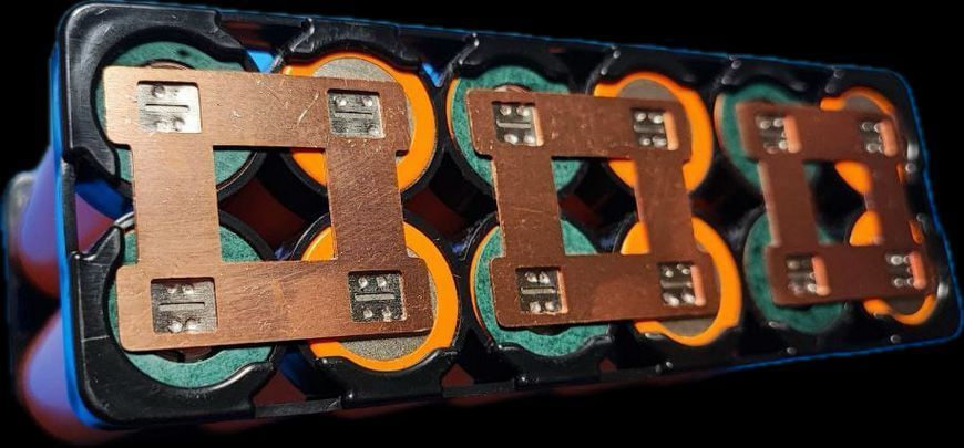 Акумуляторна збірка 6S2P EVE INR21700-50E: 10000 mAh, 30A, 22.2V / Горизонтальна батарейна збірка 6S2P EVE INR21700-50E BV-001901 фото