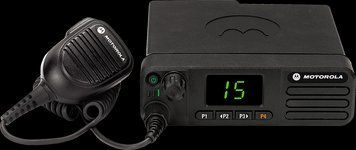 Автомобільна цифрова радіостанція Motorola DM4400e UHF 25 Вт DMR (MDM28JNC9VA2AN) (AES256 bit) BV-002313-3 фото